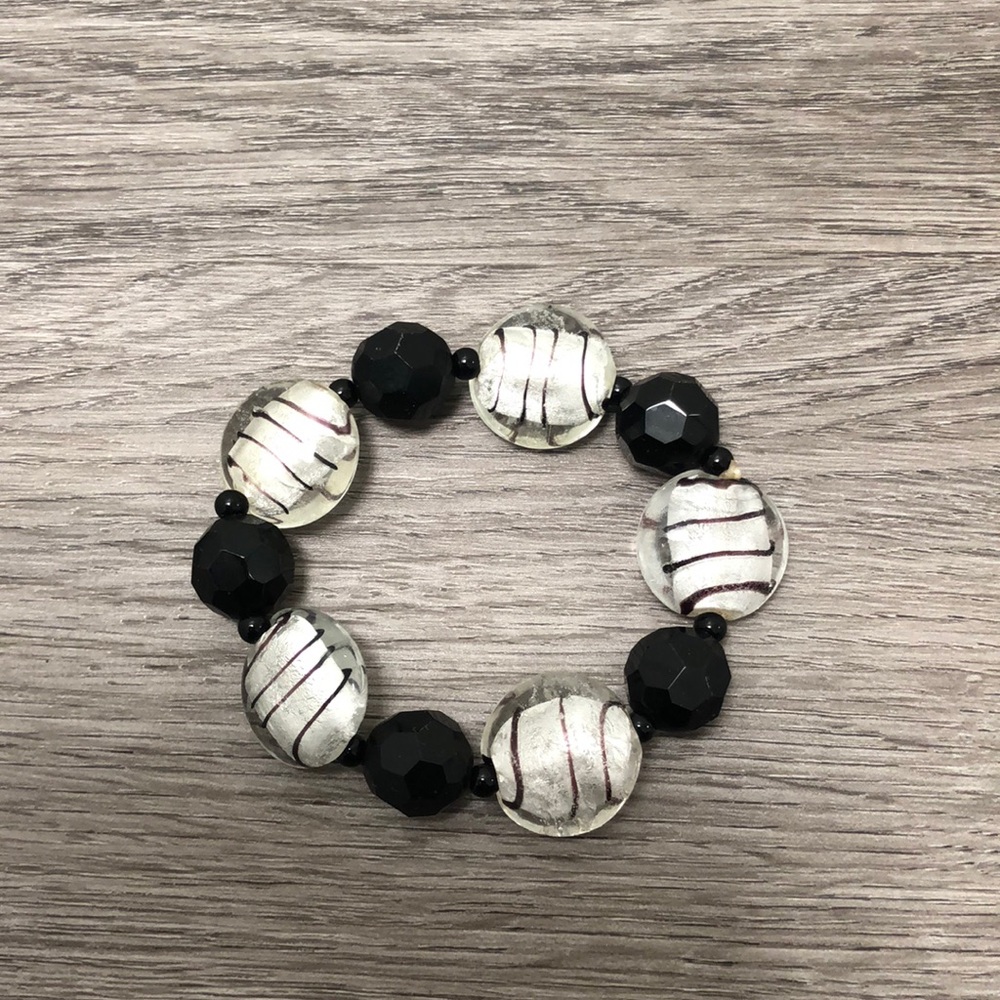 Black and silver/clear beaded bracelet